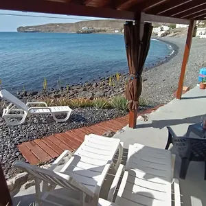 Casa Marinera En La Orilla Del Mar Lajita